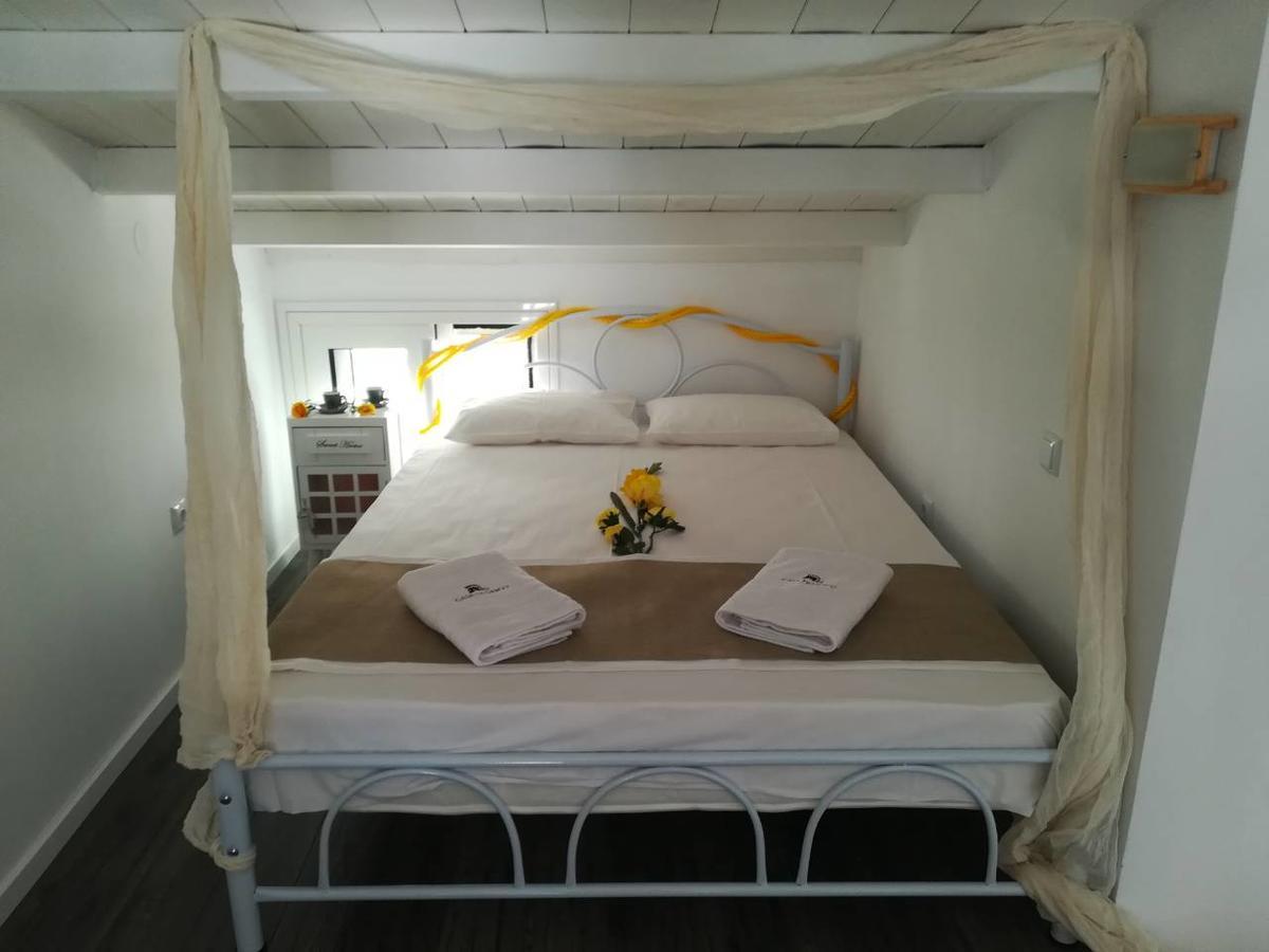 Casa Di Greco Aparthotel Вурвуру Екстериор снимка